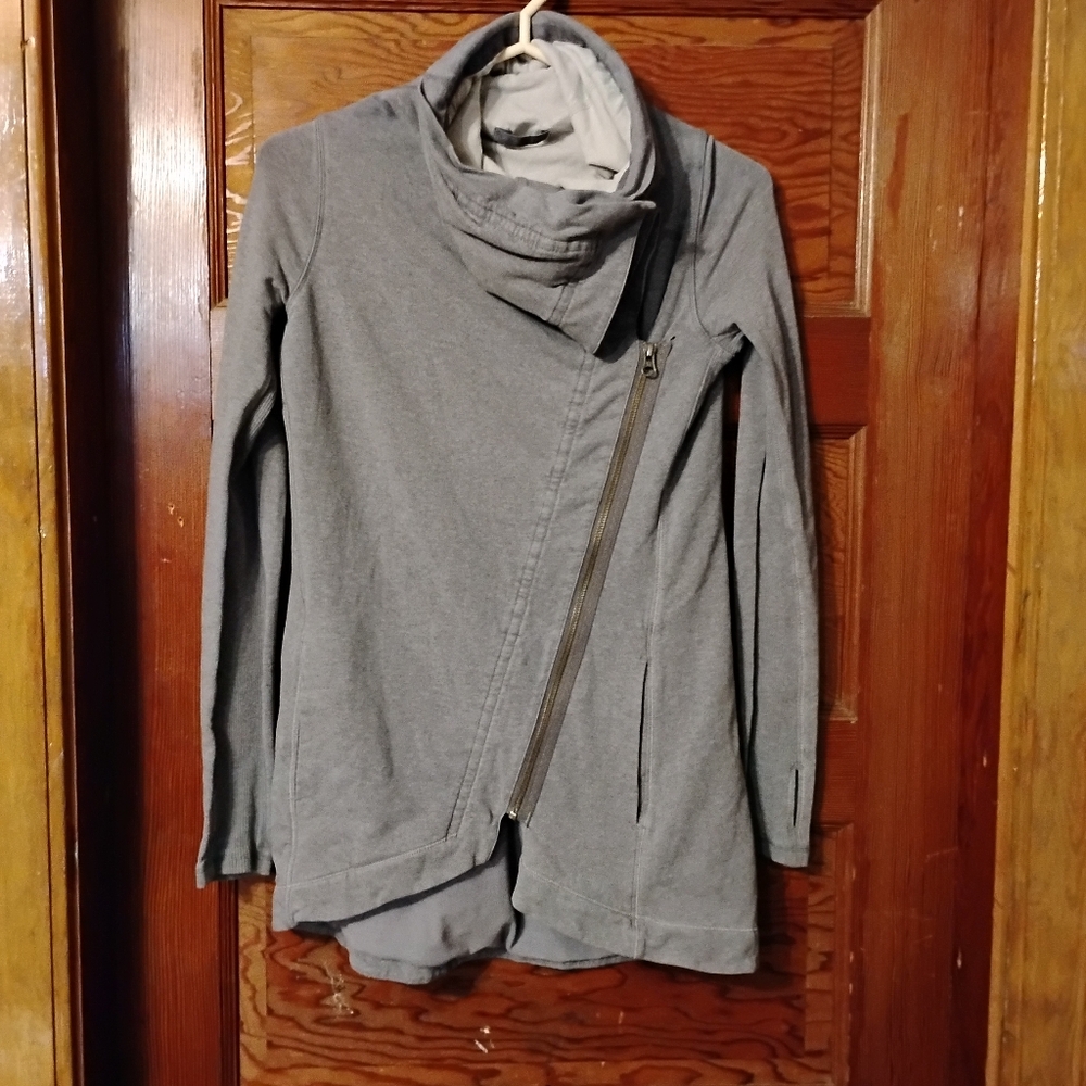 Lululemon Jacket Size 4